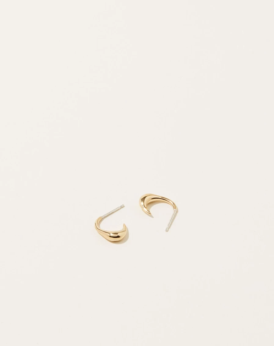 "Quarry Brass Pip Earrings – Minimalist Gold-Tone Hoop Earrings"