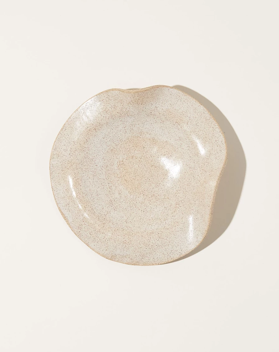 SIN Speckled White Raya Round Serving Platter for Elegant Dining
