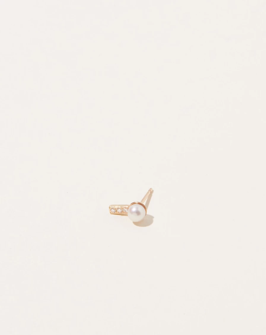 Quarry Asar Gold Single Earring - Elegant Minimalist Stud for Women