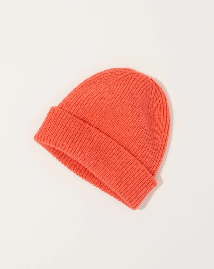 "Le Bonnet Classic Salmon Beanie - Soft Winter Knit Hat for Men & Women"