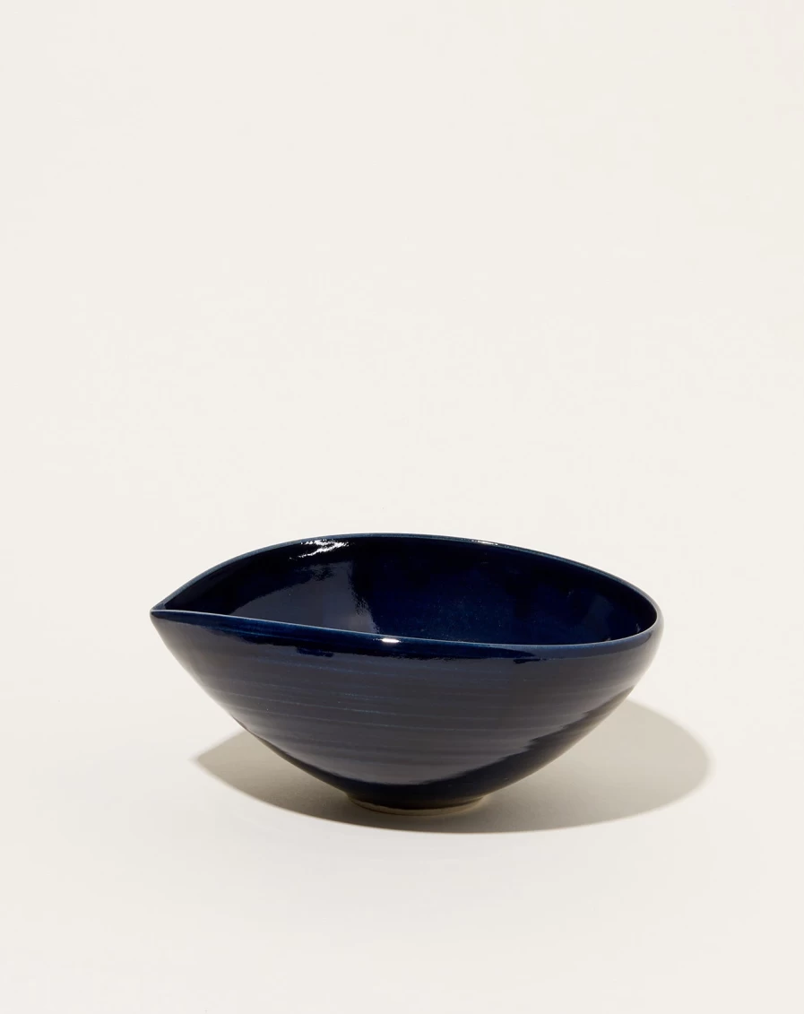 Monohanako Dark Blue Large Almond Bowl – Handcrafted Ceramic Serving Dish for Fruits & Nuts