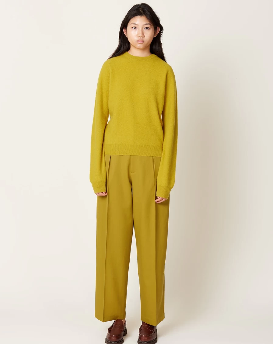 Kallmeyer Women's High-Waisted Pleated Trousers in Chartreuse - Elegant & Comfortable Dress Pants