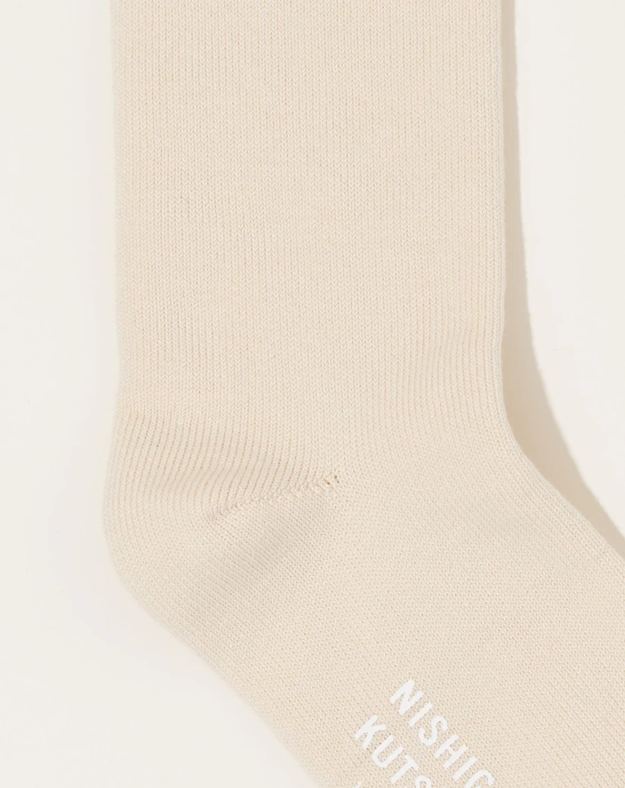 Nishiguchi Kutsushita Ivory Silk Cotton Lounge Socks - Soft Comfortable Sleep Socks for Women & Men