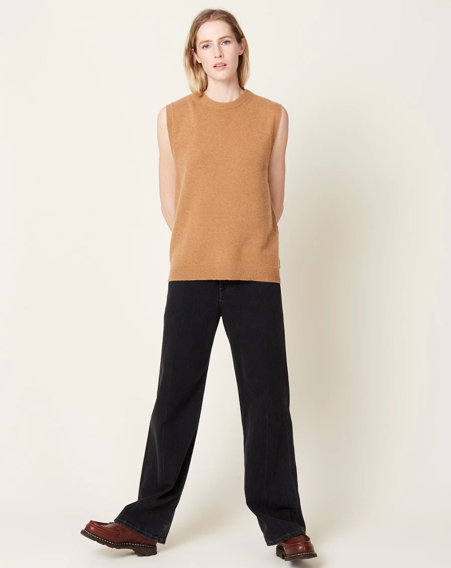 6397 Women's Camel Color Sleeveless Crew Neck Top