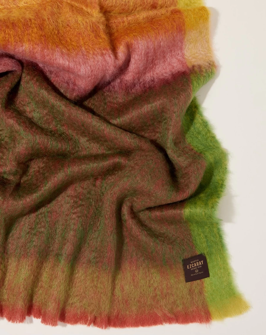Mantas Ezcaray Lime Mohair Rozco Luxury Throw Blanket - Soft Wool Blend Cozy Afghan