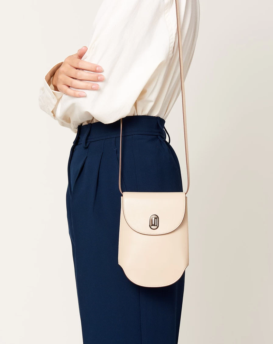 Savette Tondo Pouch Handbag in Bone Color - Elegant Leather Clutch for Women