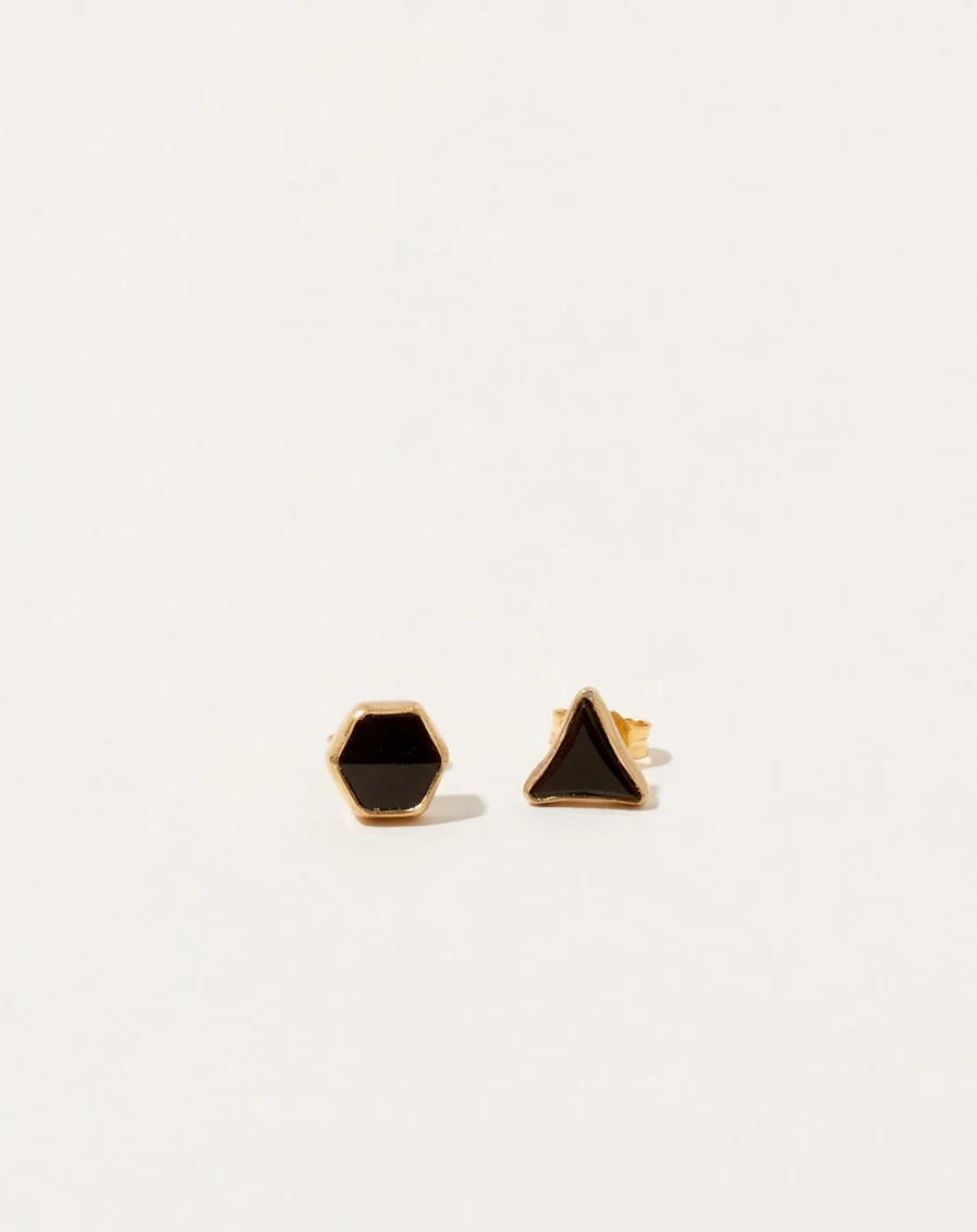"Grainne Morton Asymmetrical Black Triangle and Hexagon Stud Earrings – Unique Mismatched Design"