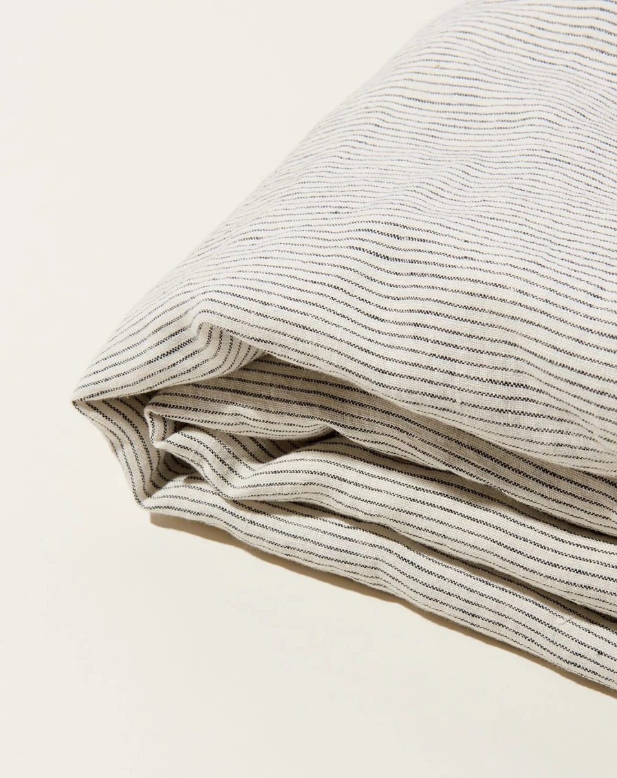 "Deiji Studios Luxury Pinstripe Duvet Cover - Premium Bedding Set"