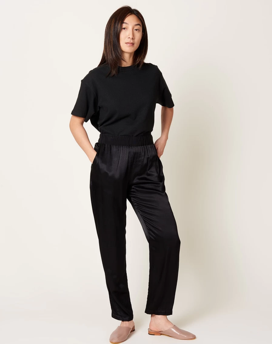 "Raquel Allegra Black Fez Pants – Stylish & Comfortable Women's Trousers"