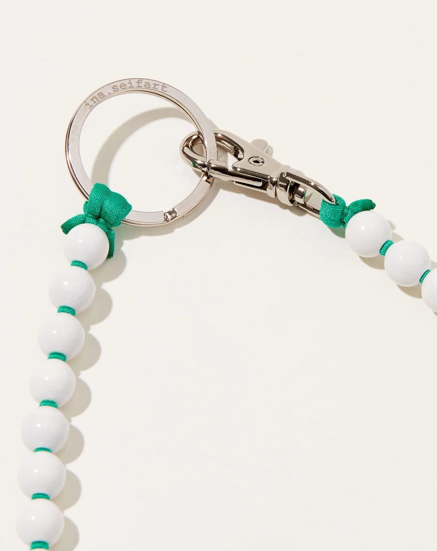 Ina Seifart White and Green Perlen Long Key Holder – Stylish Keychain Organizer