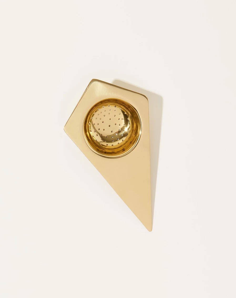 "Sir Madam Premium Brass Tea Strainer – Handcrafted Tea Infuser for Loose Leaf Tea"
