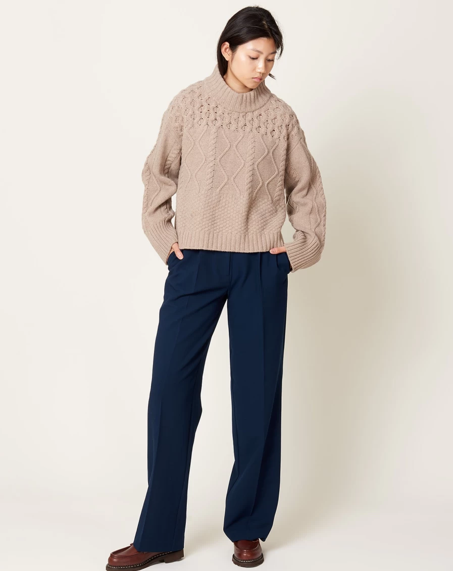 "Kallmeyer Oatmeal Cropped Chalet Sweater | Cozy Short Knit Pullover"