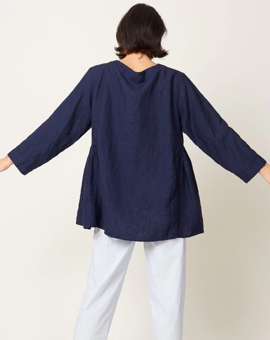"Ichi Antiquities Indigo Woven Linen Pullover – Premium Handcrafted Sweater"