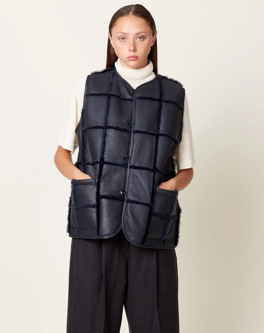"Cawley Navy Checked River Vest – Stylish Outdoor Wear for Men & Women"