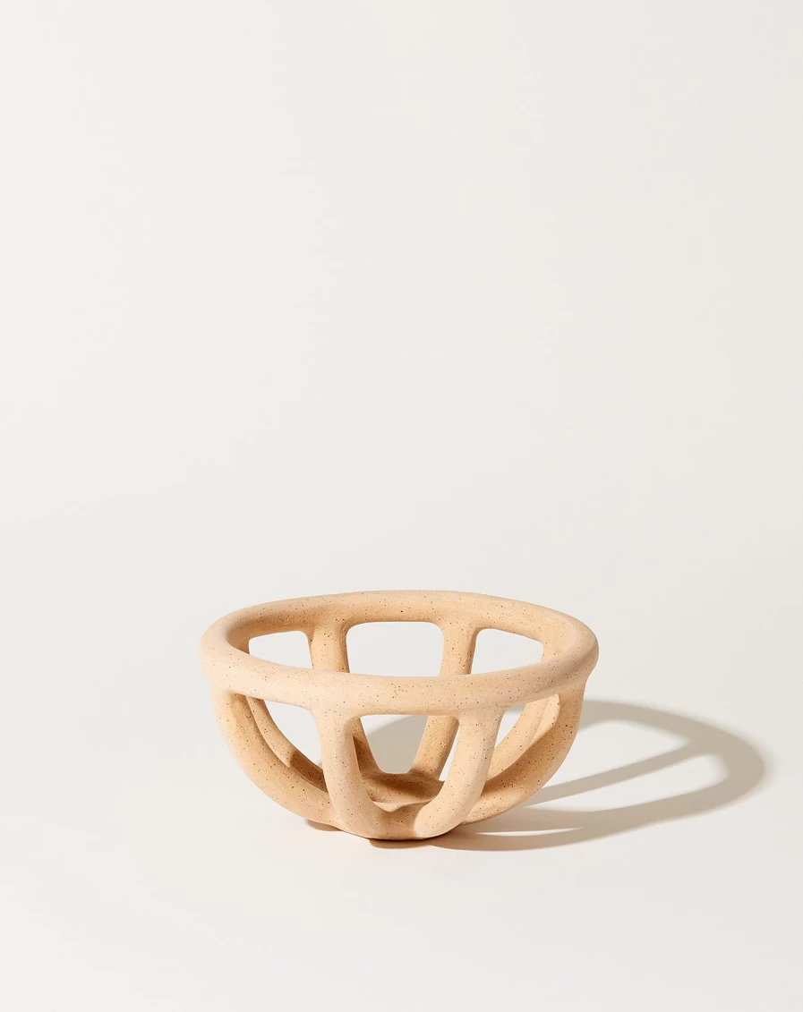 SIN Small Sand-Colored Prong Fruit Bowl - Mini Serving Dish for Snacks, Desserts, and Kitchen Decor