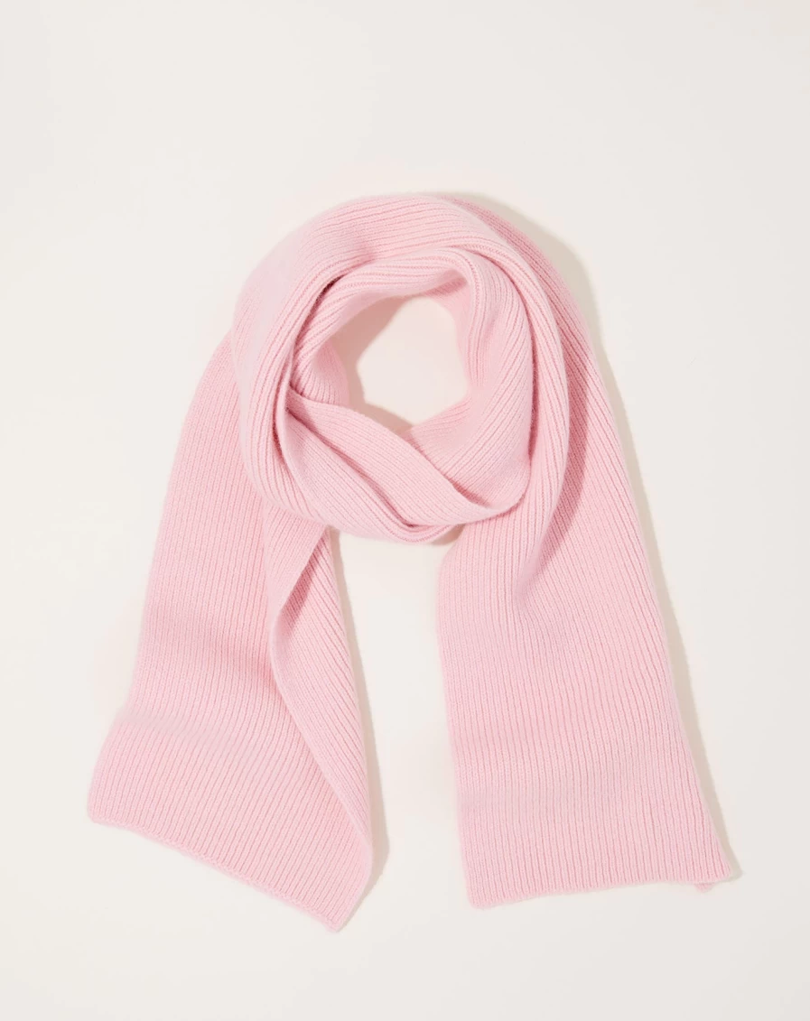 "Le Bonnet Blush Pink Scarf - Soft Women's Fashion Accessory"