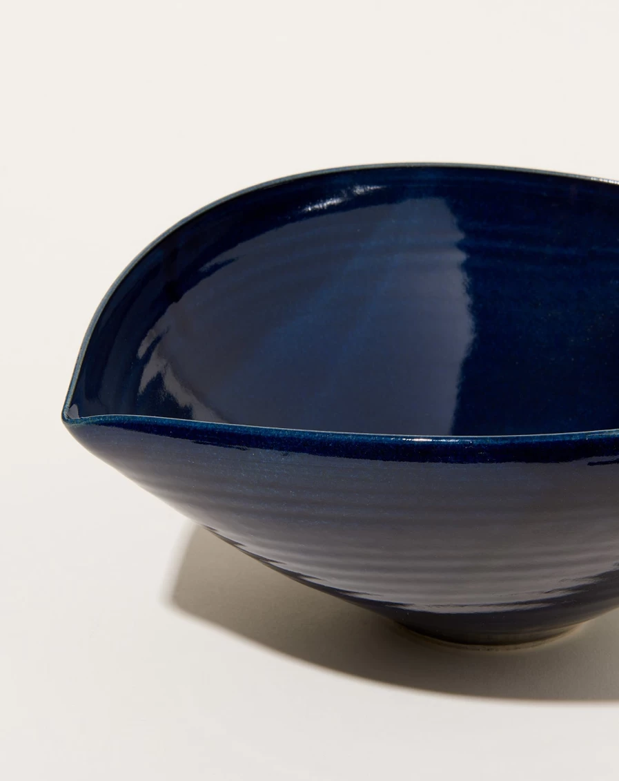 Monohanako Dark Blue Extra Large Almond Bowl – Premium Ceramic Serving Dish for Entertaining