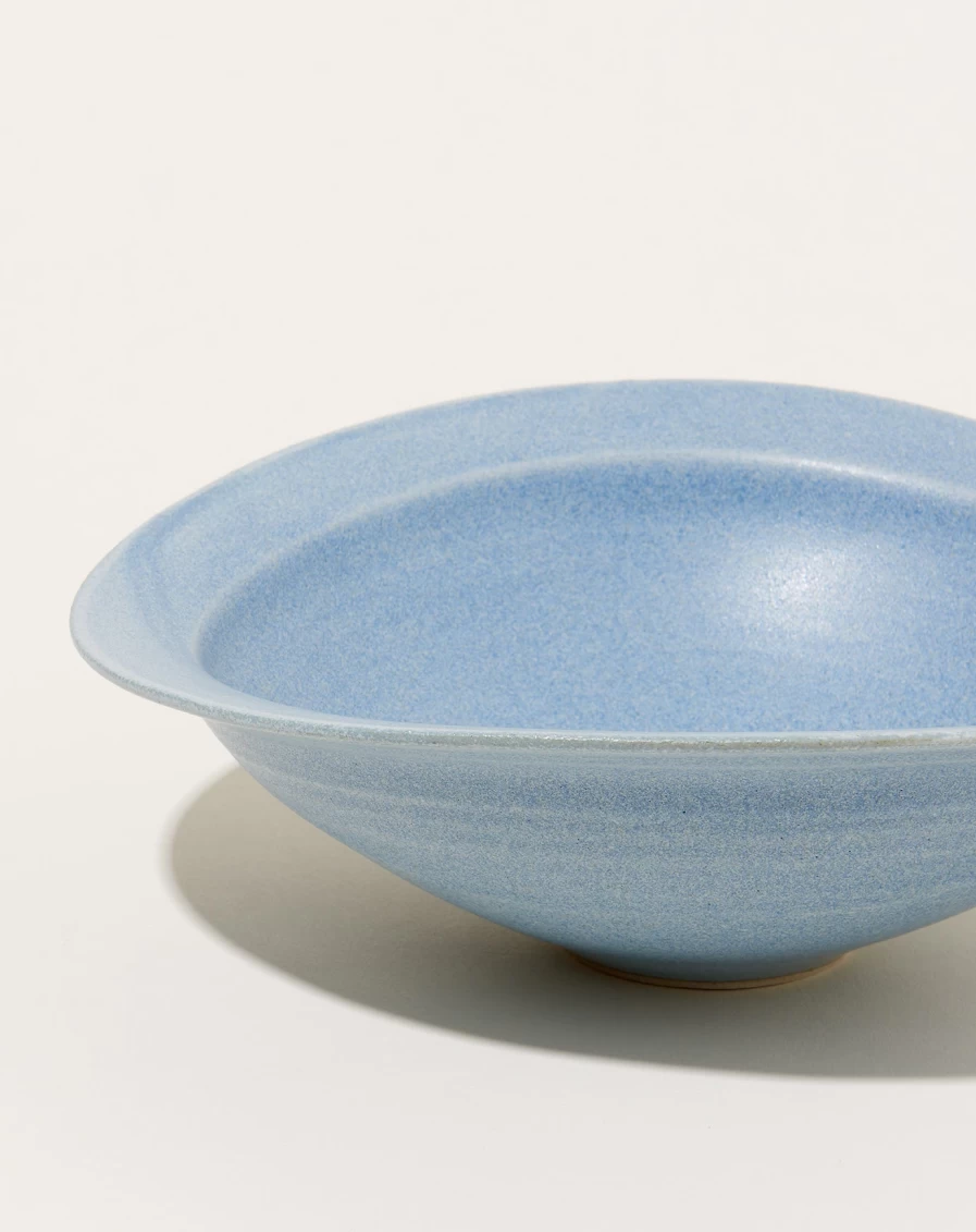 "Monohanako Large Blue Jeans Rim Bowl – Stylish Ceramic Serving Dish"