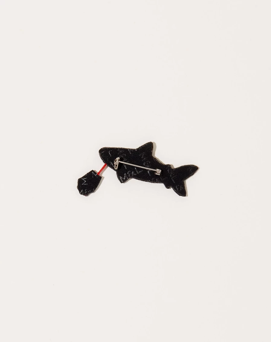 Macon Et Lesquoy Shark Pin - Unique Collectible Brooch for Fashion Enthusiasts