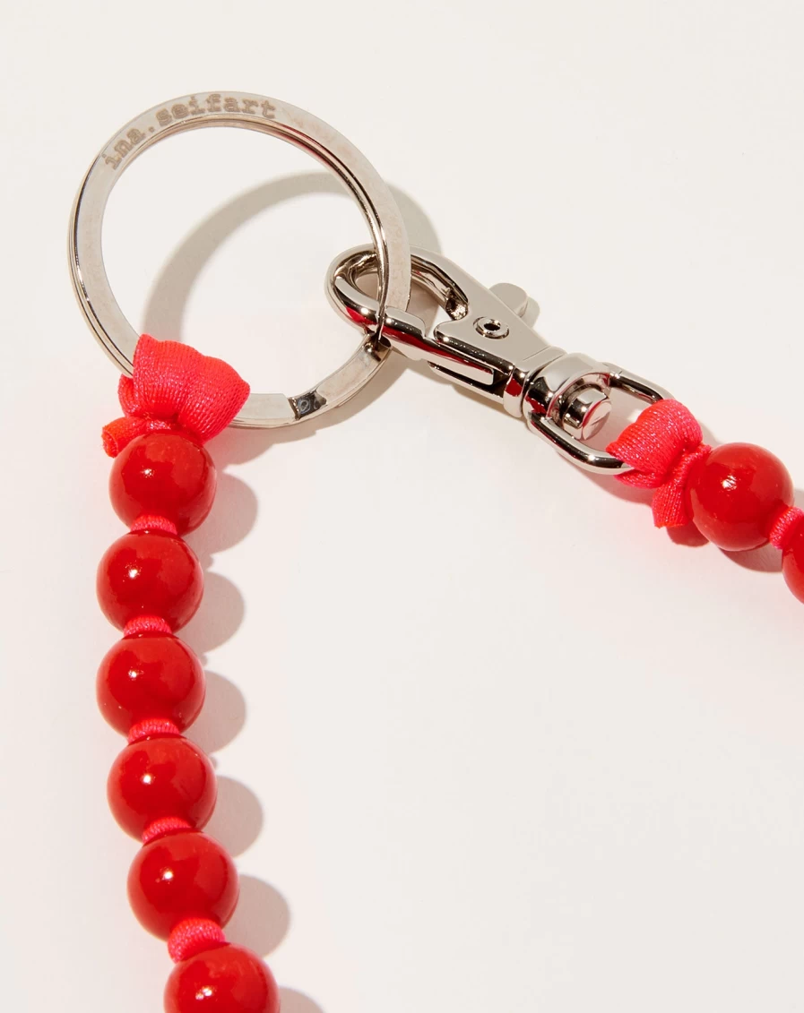 Ina Seifart Red Perlen Long Key Holder – Stylish & Durable Keychain