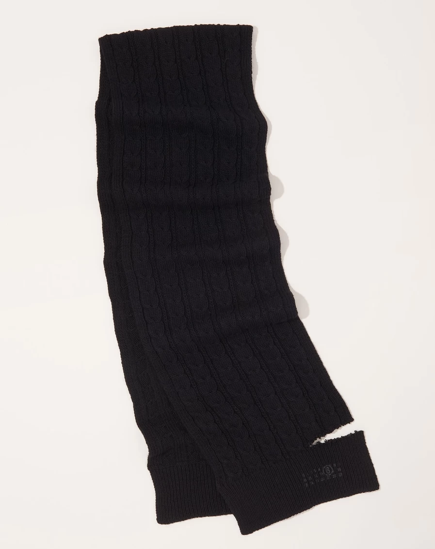 MM6 Maison Margiela Black Cable Knit Scarf - Stylish Unisex Winter Accessory