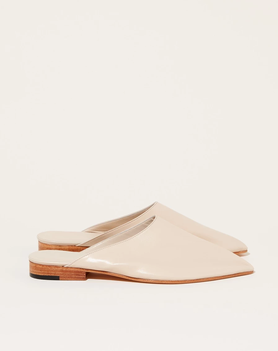 Martiniano Babu Ivory Leather Slide Sandals – Handcrafted Comfort for Women