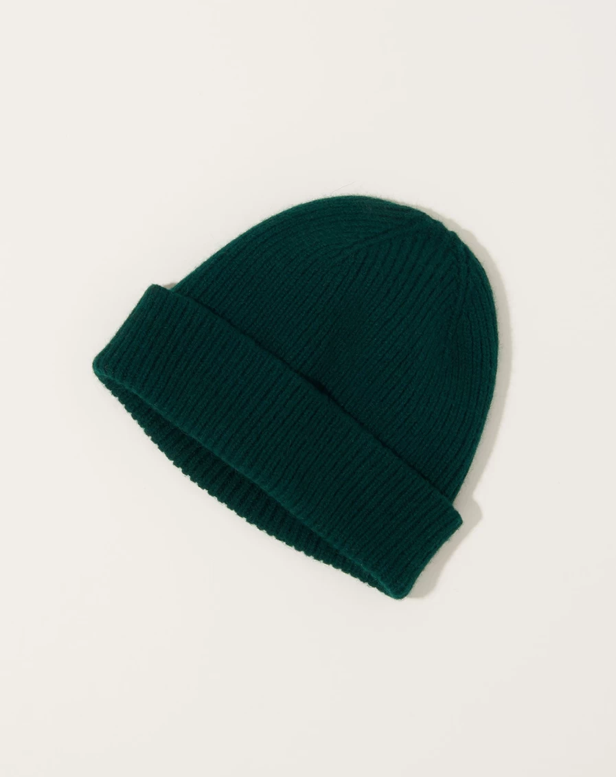 "Le Bonnet Classic Moss Green Beanie - Soft Winter Knit Hat"