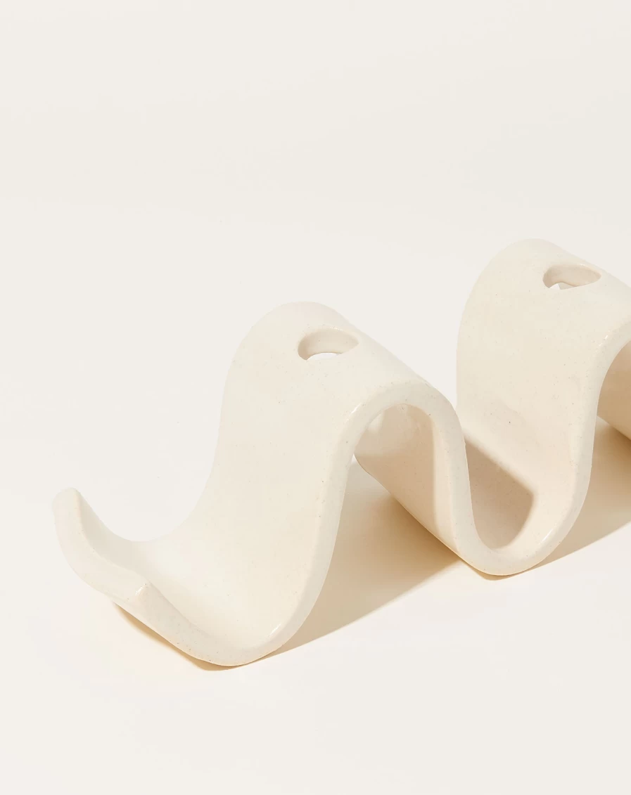 SIN Wyn White Candelabra - Elegant Decorative Candle Holder for Home & Wedding