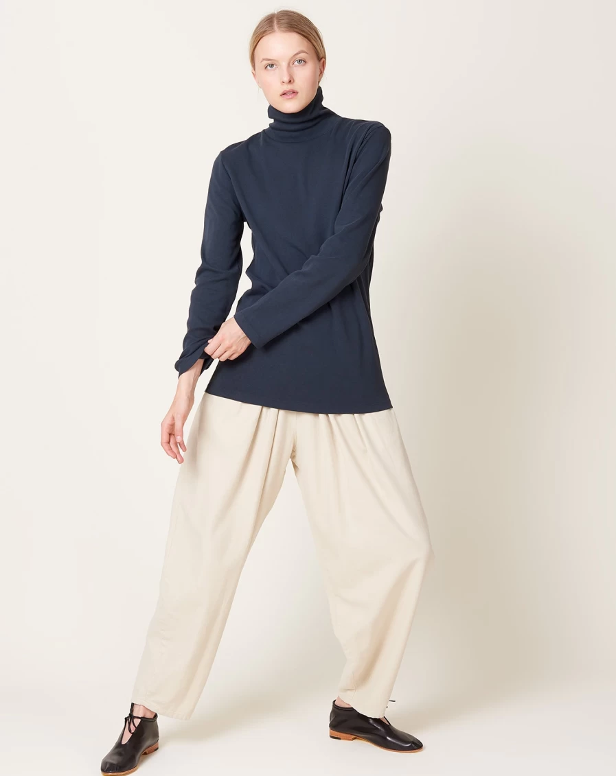 Black Crane Dark Navy Turtleneck Sweater for Women - Soft Knit Slim Fit Long Sleeve Pullover Top