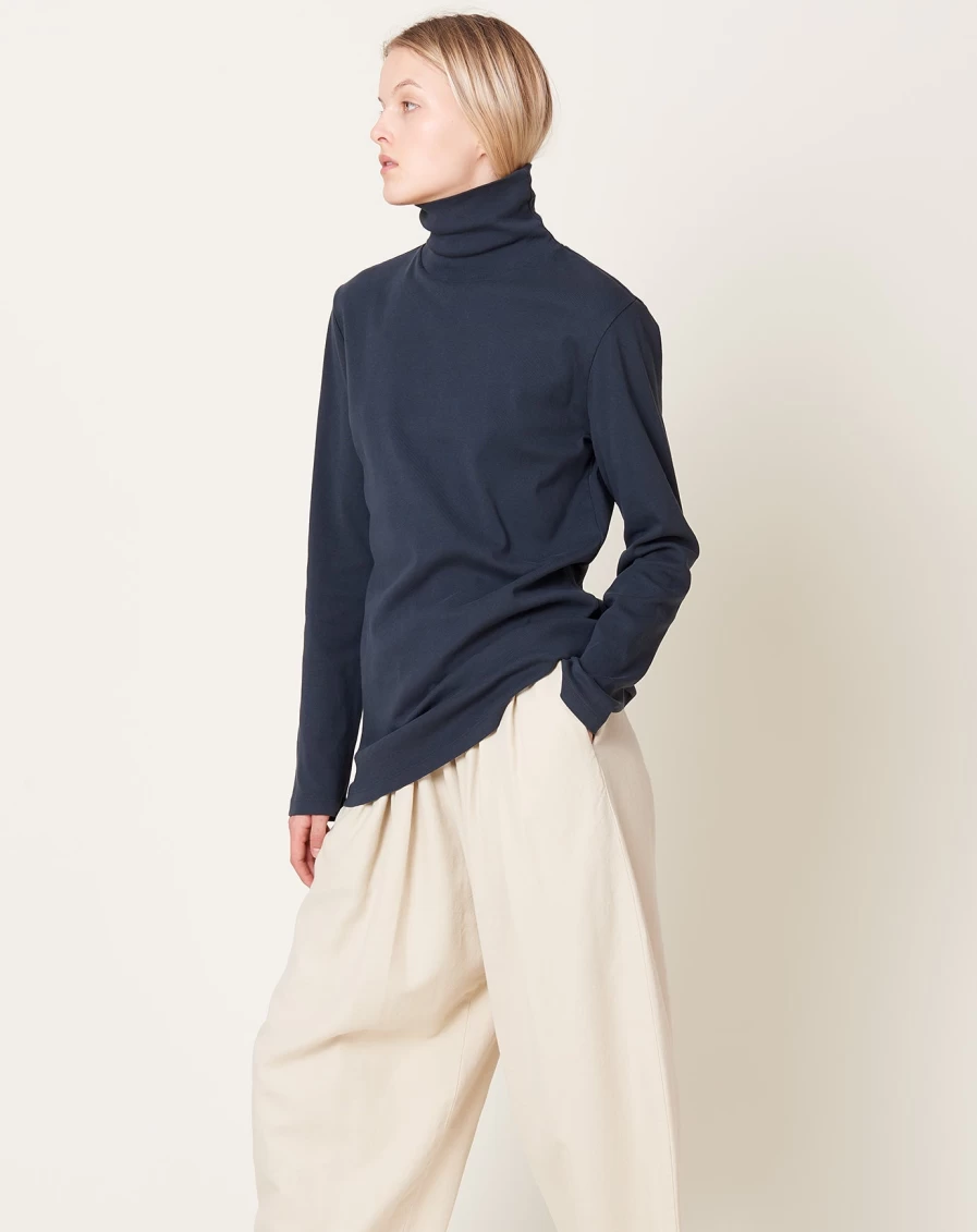 Black Crane Dark Navy Turtleneck Sweater for Women - Soft Knit Slim Fit Long Sleeve Pullover Top