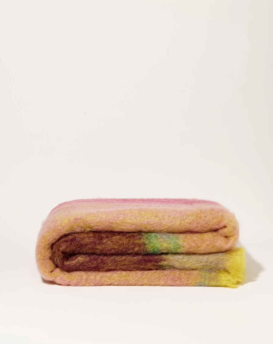 Mantas Ezcaray Light Pink Mohair Rozco Luxury Throw Blanket